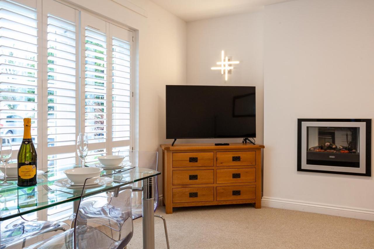 Keswick Ground Floor Apartment With Parking מראה חיצוני תמונה